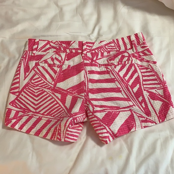 Lilly Pulitzer Callahan shorts - Picture 2 of 5